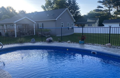 Saratoga Springs House | Saratoga Ranch Close To Broadway Track And Casino Handicap accessible