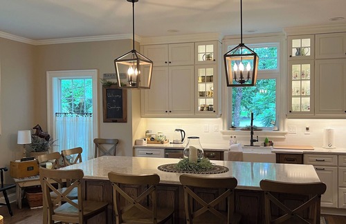 Saratoga Springs House | Saratoga Springs: TRACK, SPAC or visiting area