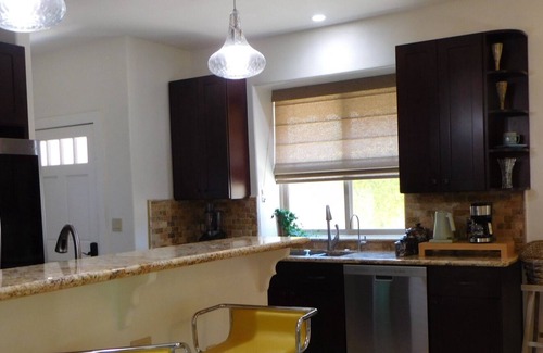 Saratoga House | Saratoga Village Executive Homenn