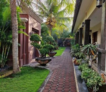 Jungut Batu House | Sari Ayuning Nusa Guest House