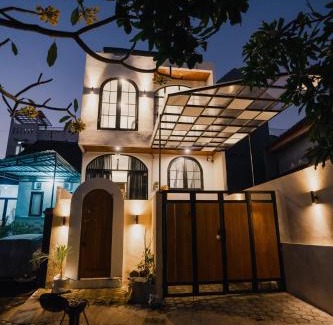 Mumbul Villa | Sari Buana Villa Nusa Dua