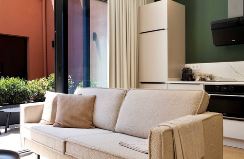 La Saidia Apartment | SariStays Valencia Modern & Luxury 1