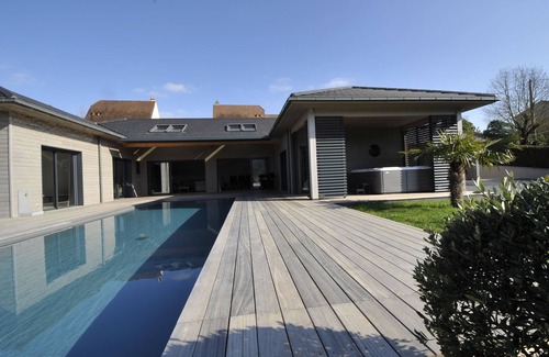Sarlat-la-Caneda House | Sarlat 900m from the medieval center, swimming pool, jacuzzi. New ground floor house