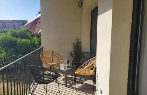 Sartene Apartment | SARTENE t3 CALME ENSOLEILLÉ PARKING PRIVÉ