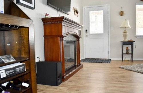 Sumpter Apartment | SAS - The Sawmill, Cozy 1 bdrm, Pets Welcome!