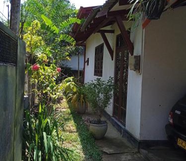 Welipitiya House | Sashan House
