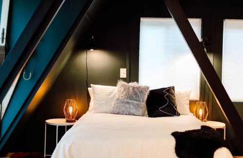 Packwood House | Sasquatch Cabins: Yeti
