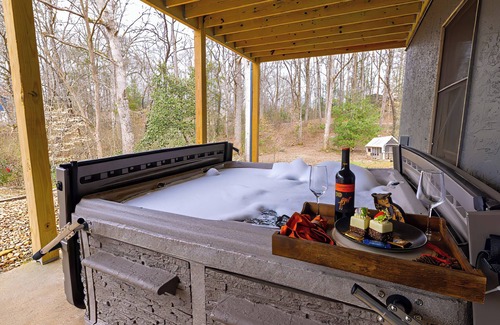 Sevierville Cabin | Sasquatch Encounter: Theater, Firepit, Arcade, Hot Tub, Close 2 Dollywood