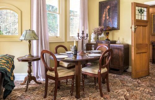 Sassafras House | Sassafras village stay - historic home sleeps 4