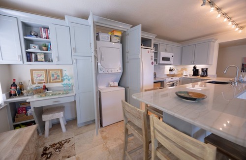 Satellite Beach Condo | SATELLITE BEACH, FL- DIRECT OCEANFRONT