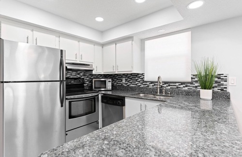 Satellite Beach Condo | Satellite Beach Split-Level Condo with Direct Oceanfront Views & Heated Pool! 🏖️