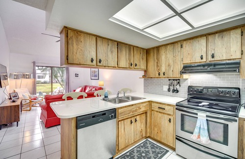 Tropic House | Satellite Beach Townhome w/Patios: 2 Mi to Beach