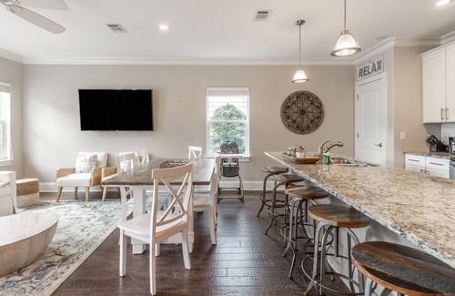 Santa Rosa Beach Cottage | Satinwood Retreat by Avantstay Pool! Bbq! Pet Friendly!
