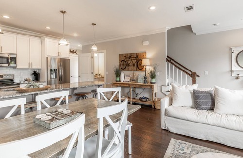 Santa Rosa Beach Cottage | Satinwood Retreat by Avantstay Pool! Bbq! Pet Friendly!