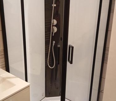 Saint-Quentin Apartment | Saturne