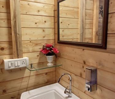 Anjuna Hotel | Satva Cottages