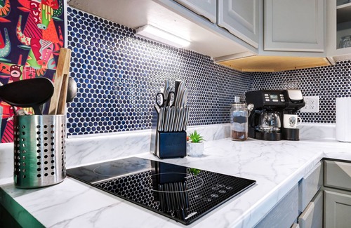 Jefferson House | SATX - A Birdy Vacation Rental
