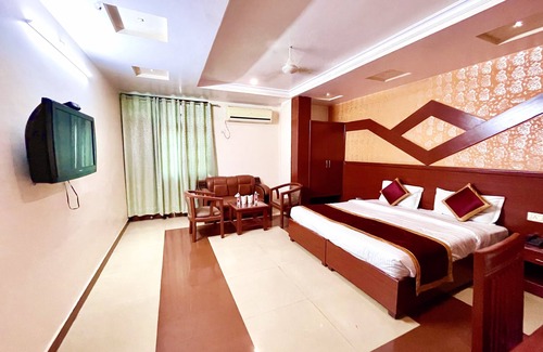 Auli Hotel | Saubhagya Inn