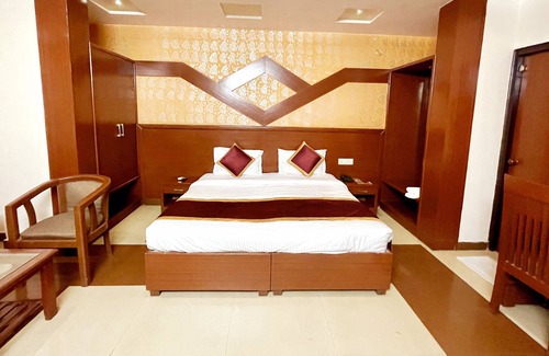 Auli Hotel | Saubhagya Inn