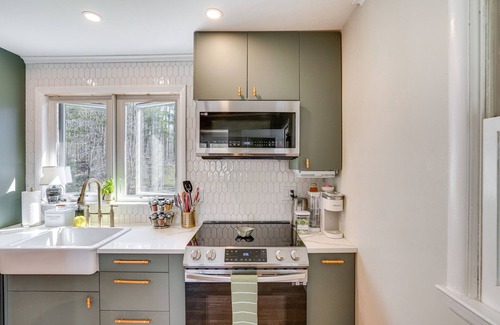 Mount Marion House | Saugerties Farmhouse: Sauna & Countryside Views
