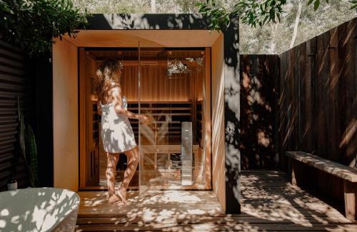 Margaret River Bed & Breakfast | Sauna Retreat - Near Town and Beach - Explorers Rest
