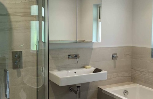 Braunton House | Saunton Views - Detached house with elevated sea and estuary views.