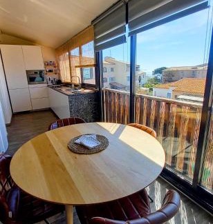 Sausset-les-Pins Apartment | Sausset-les-Pins, T2 vue sur mer, plage à 200m