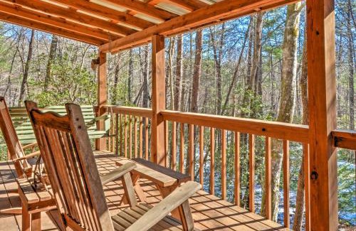 Sautee Nacoochee House | Sautee Nacoochee Mtn Paradise with Spacious Deck!