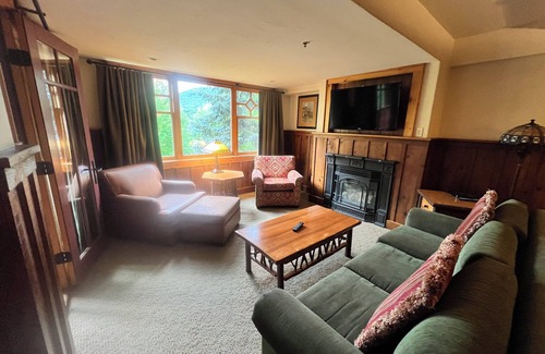 Lake Placid Resort | SAVE 30% OFF WHEN YOU BOOK @ WHITEFACE LODGE RESORT. AVAIL JAN 16th-23rd