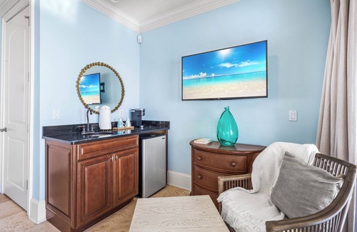 Delos House | *Save Sept–Oct*On PrivateBeach*Elevator*2Pools*