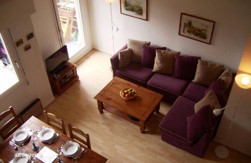 Brides-les-Bains Apartment | SAVOIE . SKI THE TROIS VALLEES. DUPLEX * * * * STARS. 3 ROOMS. 70m2. - 1/6persons.SKIING. THERMAL AND SLIMMING CENTRE Residential flat. INTERNET WIFI. GARAGE