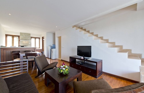 Tegal Mengkeb House | Sawah Town House C4 Sunset View