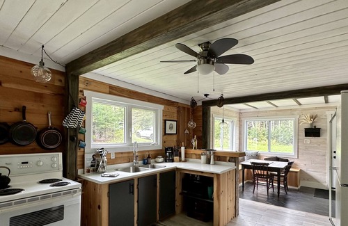 Curryville Cabin | Sawmill Creek Cabin, Caledonia Mountain, Bay of Fundy
