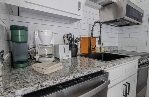 Snowshoe Condo | SC 2217: Renovated Studio w/courtyard views & pool! Perfect for summer!