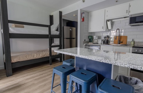 Snowshoe Condo | SC 2217: Renovated Studio w/courtyard views & pool! Perfect for summer!