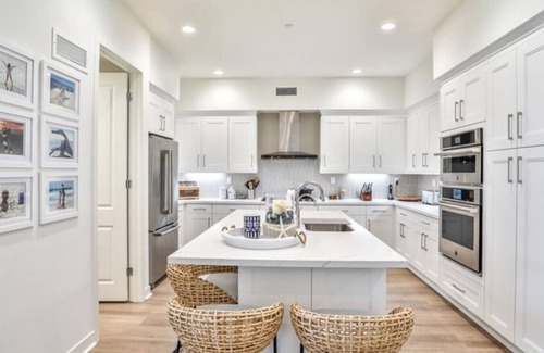 Del Obispo Apartment | SC3319 Doheny Beach Delight