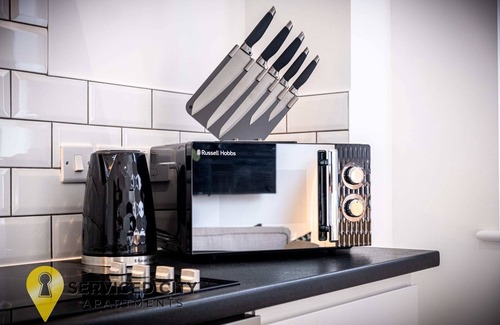 Balsall Common Apartment | SCA- Arden Apartment 5 Twin Bedroom Free Parking