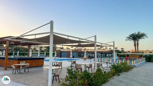 Corniche Road-Dahar Apartment | Scandic Hurghada 323