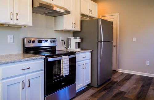 Durham House | Scandinavian Cottage 4 miles to Duke-King Size Bed
