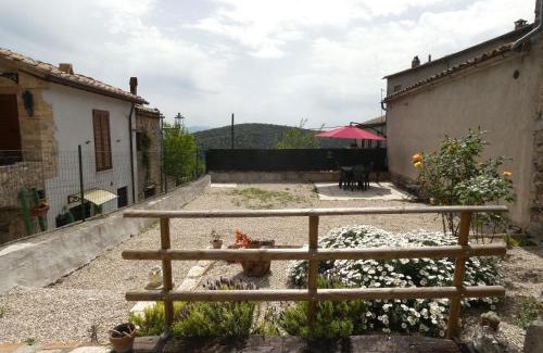Amelia Apartment | SCAPPO IN UMBRIA, Vicoletto
