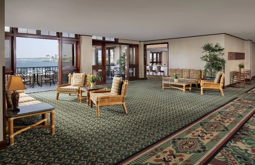 Crown Point Hotel | Scenic Bayfront Queen Room | Catamaran Hotel Experience | 2 units
