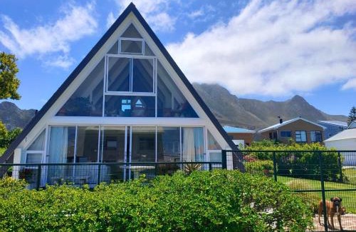 Kleinmond House | Scenic Bliss Holiday Home