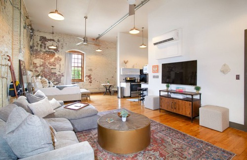 Downtown Knoxville Apartment | Scenic City Loft in Downtown Knoxville!