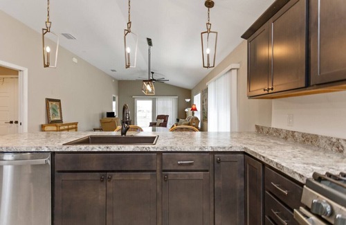 Wildwood Villa | Scenic Comfort & Village Vibes