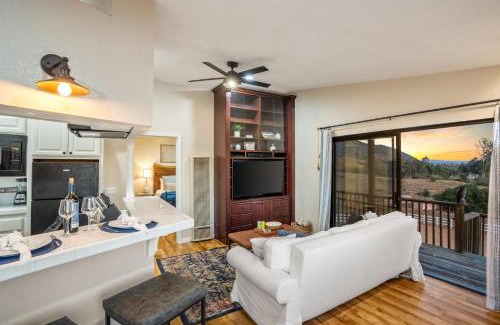 Rainbow CDP House | Scenic Deck w Sunset Views Near Temecula Wineries Estrada Ranch by AvantStay