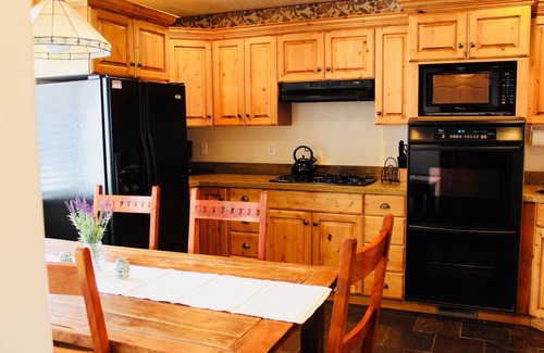 Eden Condo | Scenic Escape! King Bed Suite + Fire Pit + Pool + Hot Tub + Family Friendly