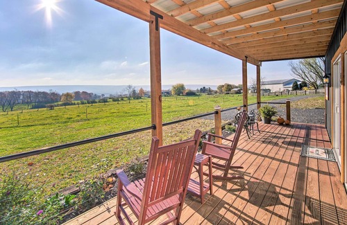 Pine Grove House | 'Scenic Escapes' Romantic Pine Grove Getaway!