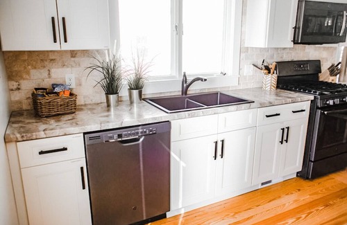 Lakeside House | Scenic Fall Getaway – Cozy Porch & Fire Pit Near Lake Michigan, Pet Friendly
