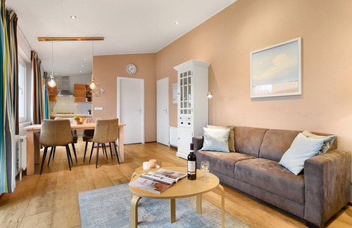 Midlaren Ski Chalet | Scenic Holiday Chalet in Drenthe