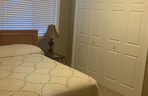 Twin Lake House | Scenic Lakefront by MI Adventure, Golf, numerous nearby attractions & fun!